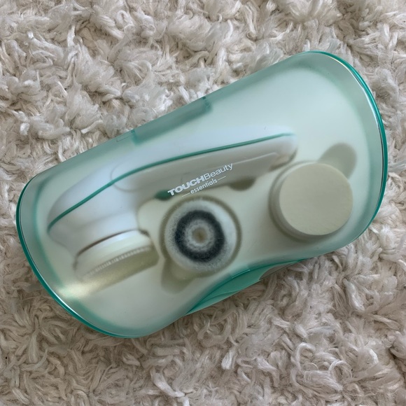 Never used TOUCHBeauty 3 in 1 Facial Cleansing Spin Brush Set - Picture 6 of 9